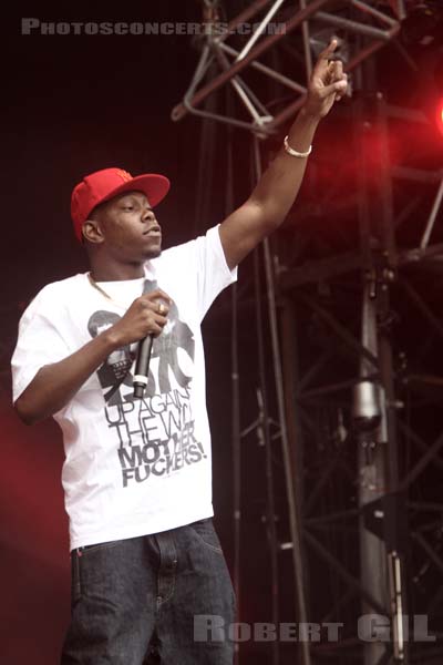 DIZZEE RASCAL - 2007-08-24 - SAINT CLOUD - Domaine National - Grande Scene - 